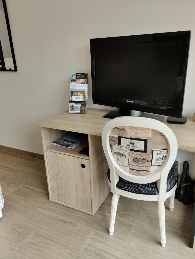 Bed and Breakfast L'Atelier Saint-Sulpice Entre Bordeaux Et St Emilion Exterior foto